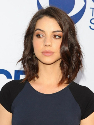 Adelaide Kane pic #736748