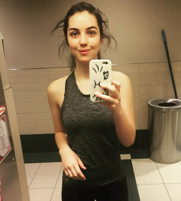 Adelaide Kane pic #867931