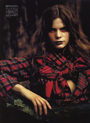 Adina Fohlin & Tiiu Kuik ~ Vogue Nippon December 2003 by Max Vadukul