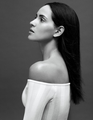 Adria Arjona by Alexi Lubomirski for Vogue Mexico (2019)