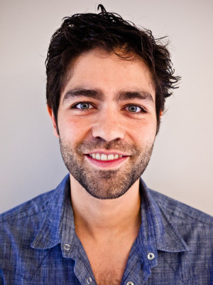 photo 8 in Adrian Grenier gallery [id342616] 2011-01-18 00:00:00
