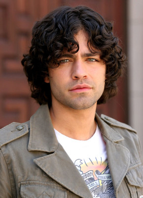 photo 4 in Adrian Grenier gallery [id378601] 2011-03-29 00:00:00