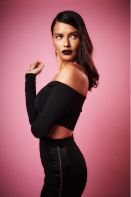 Adriana Lima – Beautycon Festival in Los Angeles