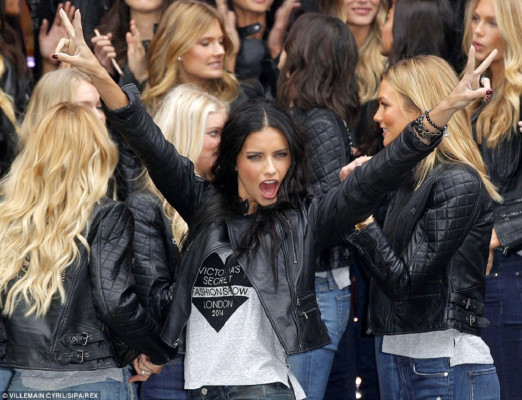 Adriana Lima pic #777937