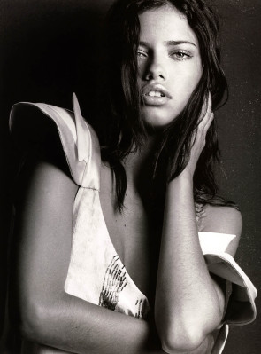 Adriana Lima pic #319030