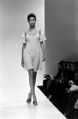 Adriana Lima ~ ISABEL TOLEDO SS 1998 / WWD