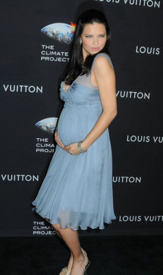 photo 11 in Adriana Lima gallery [id430858] 2011-10-21 00:00:00