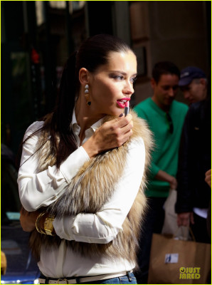 Adriana Lima pic #728446