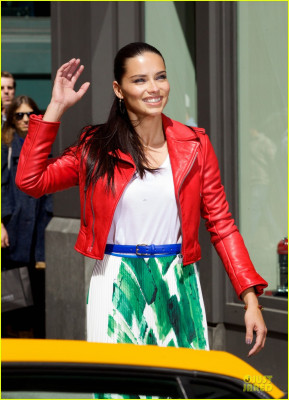 photo 23 in Adriana Lima gallery [id728455] 2014-05-13 00:00:00
