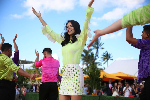 Adriana Lima – Veuve Clicquot Carnival in Miami