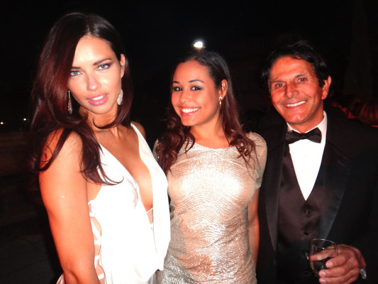 photo 5 in Adriana Lima gallery [id676684] 2013-11-08 00:00:00