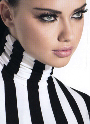 photo 15 in Adriana Lima gallery [id151930] 2009-04-24 00:00:00