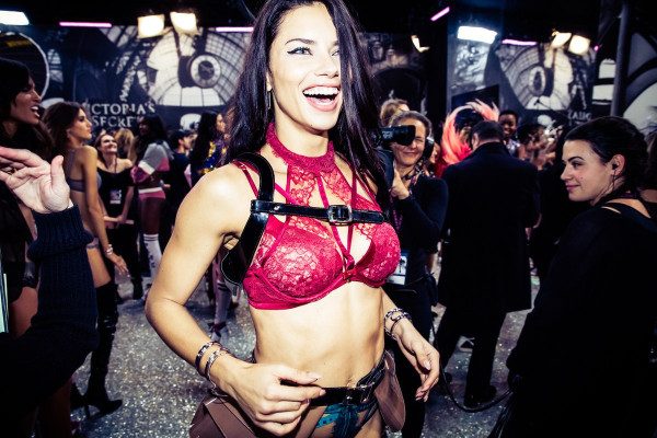 Adriana Lima pic #928100