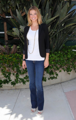 Adrianne Palicki pic #222275