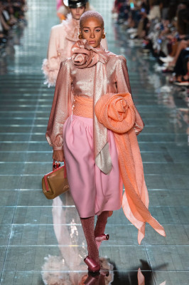 Модель Adwoa Aboah