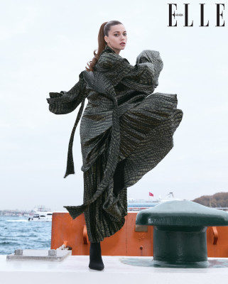 Afra Saracoglu by Emre Unal for Elle Arabia (2024)