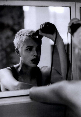 Agyness Deyn pic #342582
