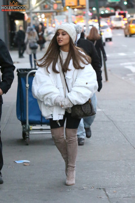 Ariana Grande - Shopping in New York 12/07/2018