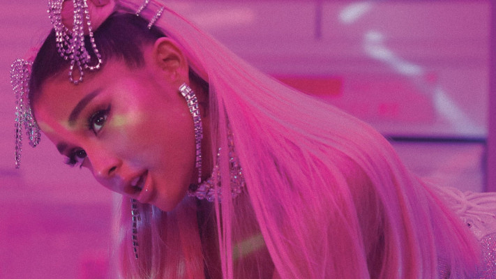 Ariana Grande - Music Video 7 Rings (2019)