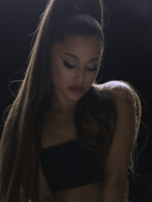 Ariana Grande by Alfredo Flores for Visuals Sweetener Tour (2019)