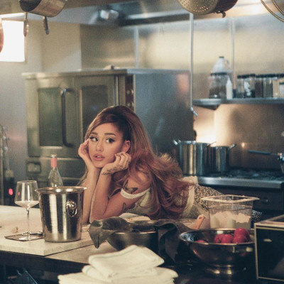 Ariana Grande - Music Video &#039;Positions&#039; (2020)