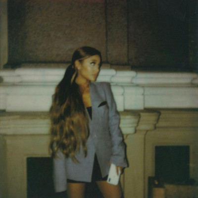 Ariana Grande – Personal Pics
