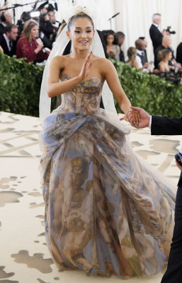 Ariana Grande – MET Gala 2018