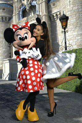 Ariana Grande pic #845489