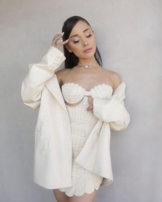 Ariana Grande 