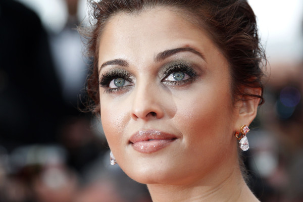 photo 24 in Aishwarya Rai gallery [id393763] 2011-05-13 00:00:00