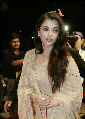 photo 3 in Aishwarya Rai gallery [id134461] 2009-02-11 00:00:00