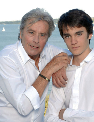 Alain Delon pic #308341