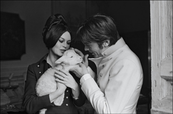 Alain Delon pic #366169