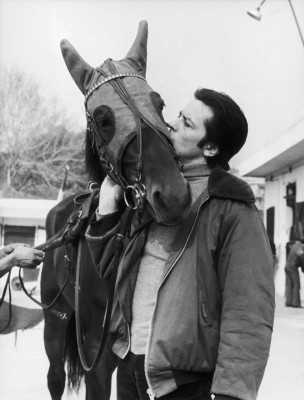 Alain Delon pic #366171