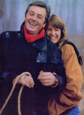 Alain Delon pic #369158