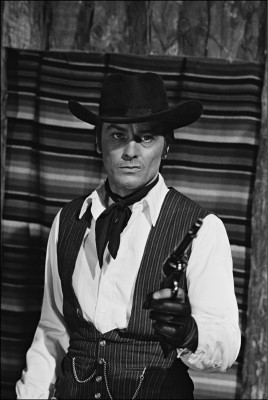 Alain Delon pic #392347