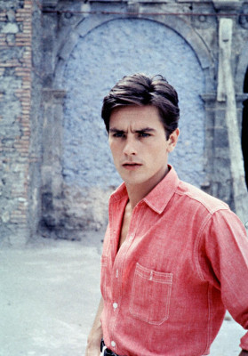 Alain Delon pic #495745