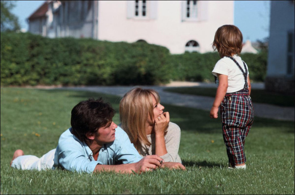 Alain Delon pic #490676