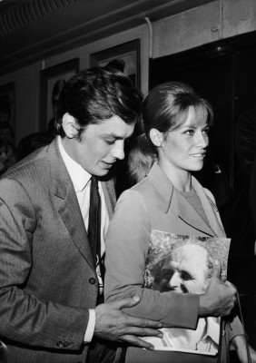 Alain Delon pic #393370