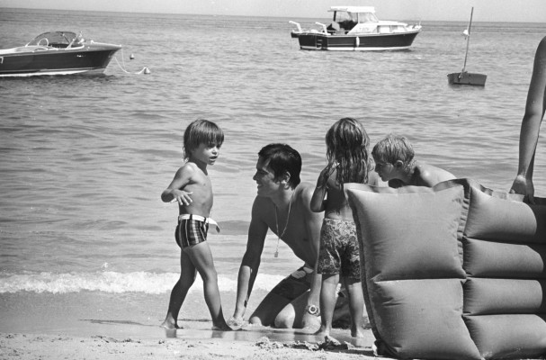 Alain Delon pic #392249