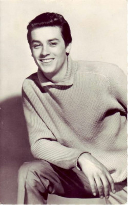 Alain Delon pic #388557