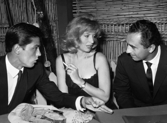Alain Delon pic #387120