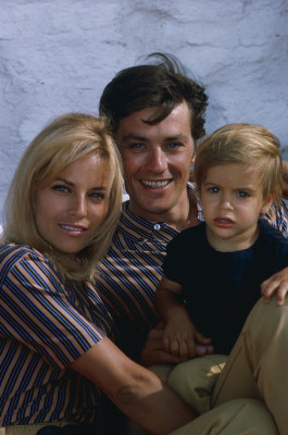 Alain Delon pic #391844