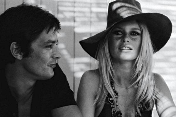 Alain Delon pic #381174