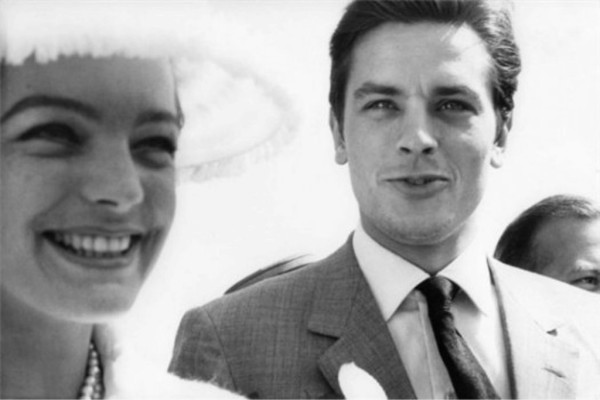 Alain Delon pic #372287