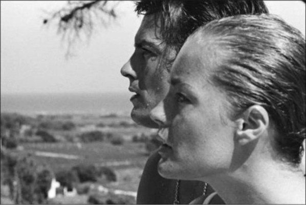Alain Delon pic #372286