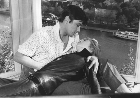 Alain Delon pic #385101