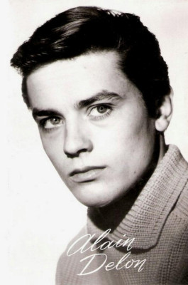 Alain Delon pic #375485