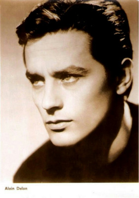 Alain Delon pic #375486