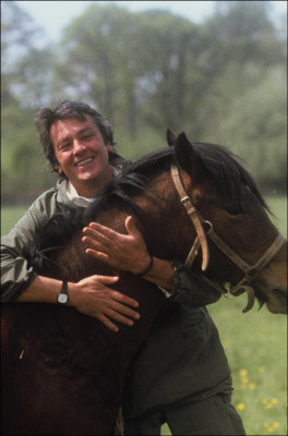 Alain Delon pic #482444
